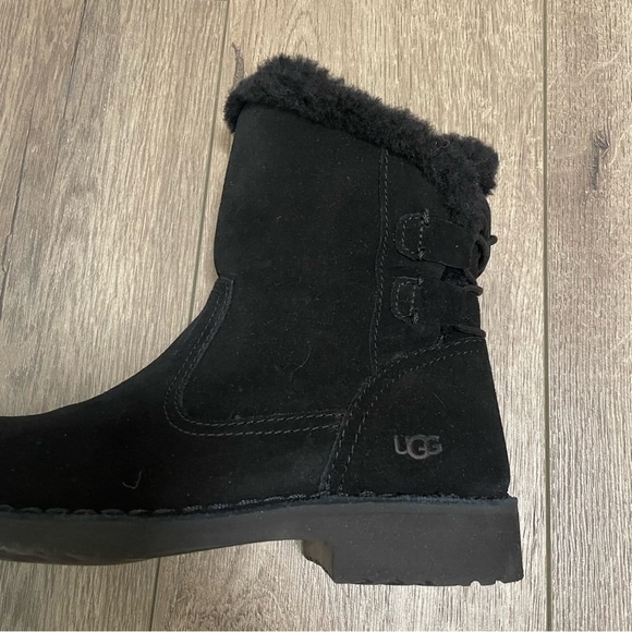 UGG Women's Naiyah Boot Black Size 7 NEW IN BOX - Picture 3 of 10